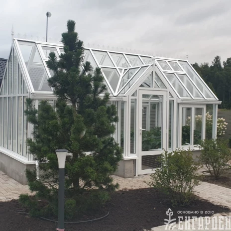 Теплица Salisbury с тамбуром