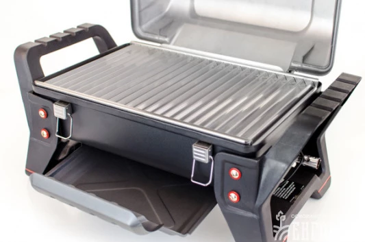 Портативный газовый гриль Char-Broil X200
