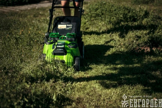 Газонокосилка аккумуляторная GREENWORKS G40LM49DBK4