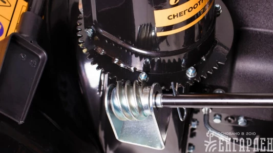 Снегоуборщик бензиновый CHAMPION ST761E