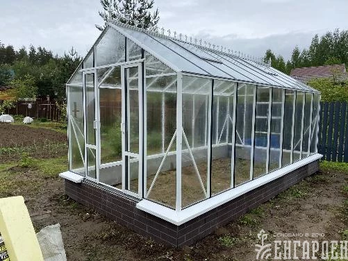 Теплица Botanik Standard с комплектом купейной двери Ботаник