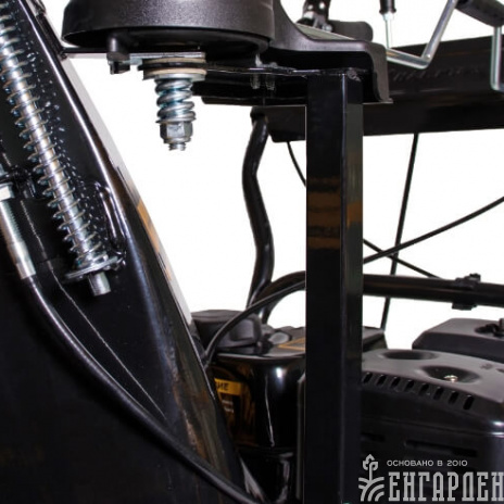 Снегоуборщик бензиновый CHAMPION ST661