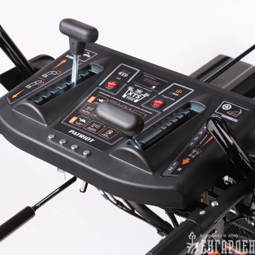 Снегоуборщик бензиновый гусеничный PATRIOT Сибирь 110 ET