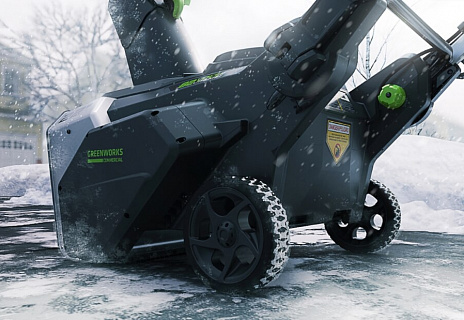 Снегоуборщик аккумуляторный GREENWORKS GD82