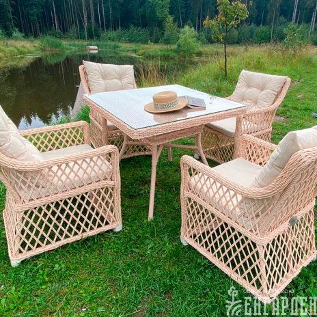 Плетеный комплект мебели MOKKA VILLA ROSA (4 персоны) + 8 подушек