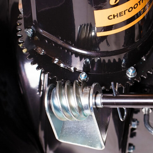 Снегоуборщик бензиновый CHAMPION ST761E