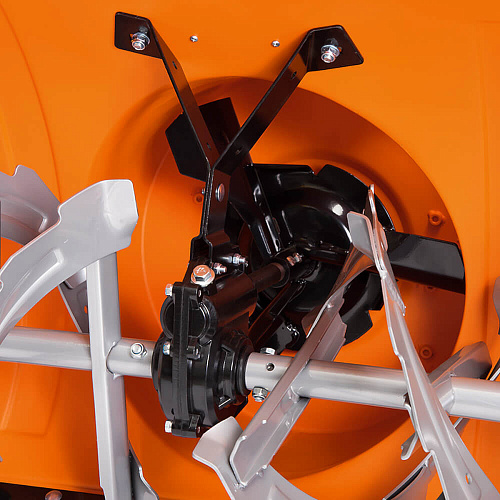 Снегоуборщик бензиновый гусеничный DAEWOO DAST 1590