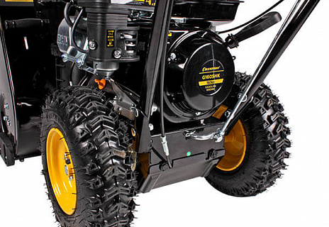 Снегоуборщик бензиновый CHAMPION ST553