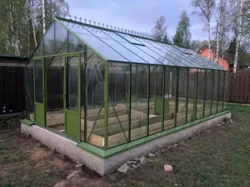 Теплица Botanik Maximum с комплектом купейной двери Ботаник